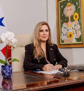 Picture of Carmen Gisela Vergara,